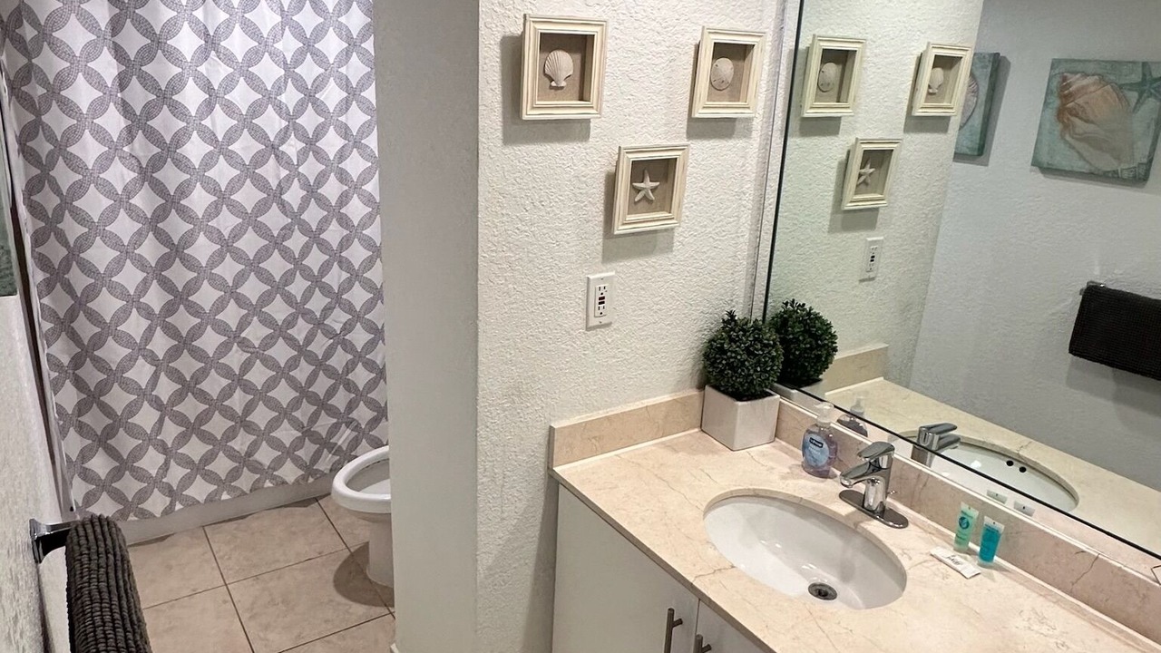 Photo of Bathroom in Hollywood South Central Beach