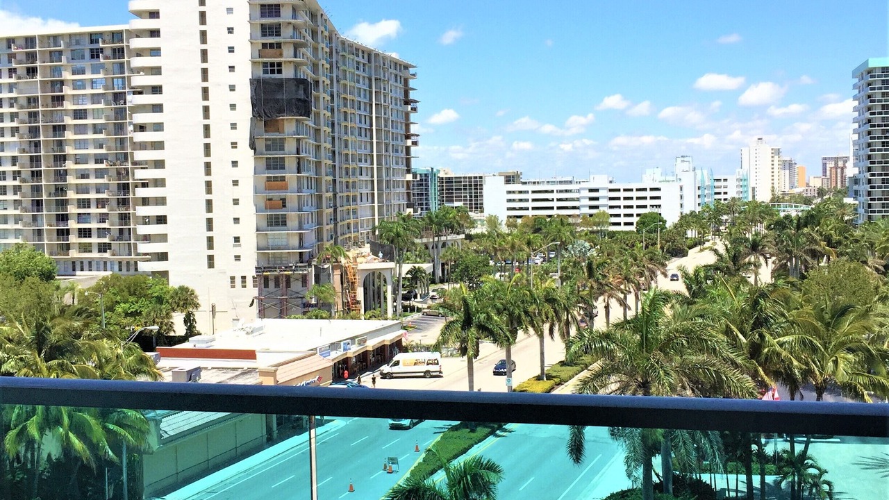 Photo of Outdoor in Hollywood South Central Beach