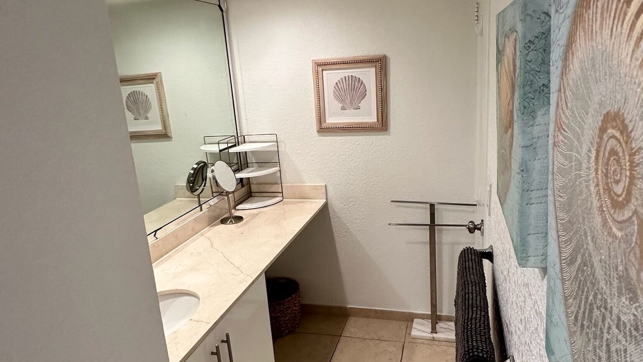 Photo of Bathroom in Hollywood South Central Beach