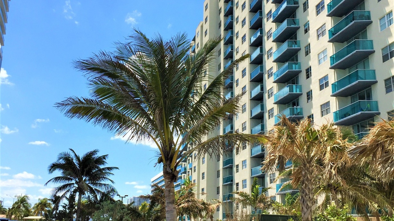 Photo of Outdoor in Hollywood South Central Beach