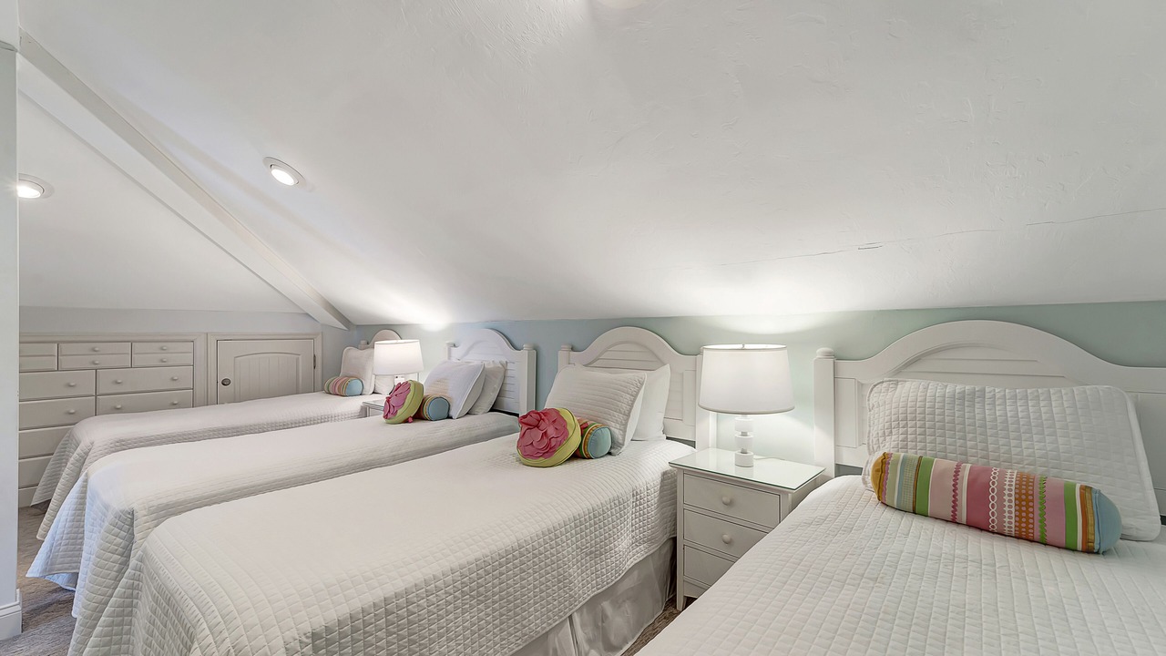 Photo of Bedroom in Palm Island