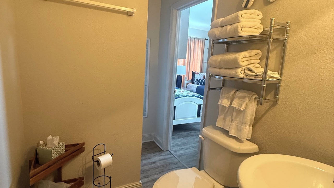 Photo of Bathroom in Eastpoint