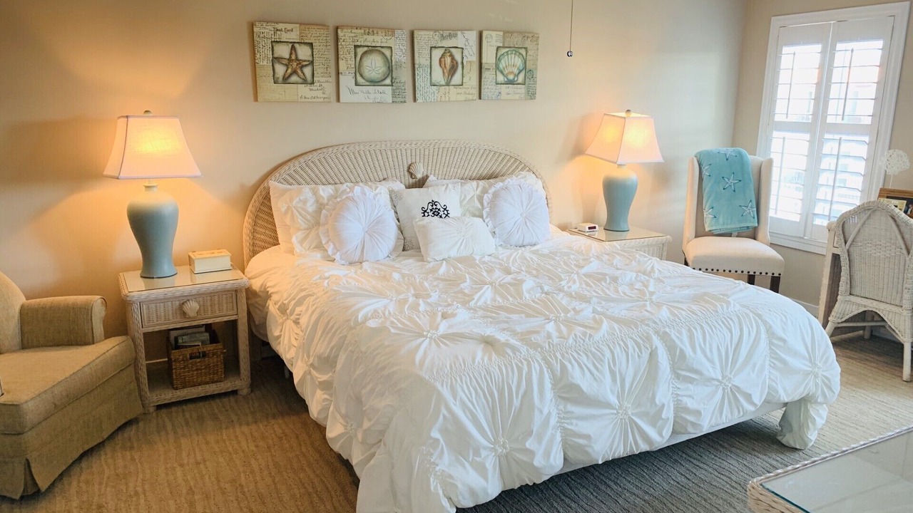 Photo of Bedroom in Saint Simons Island