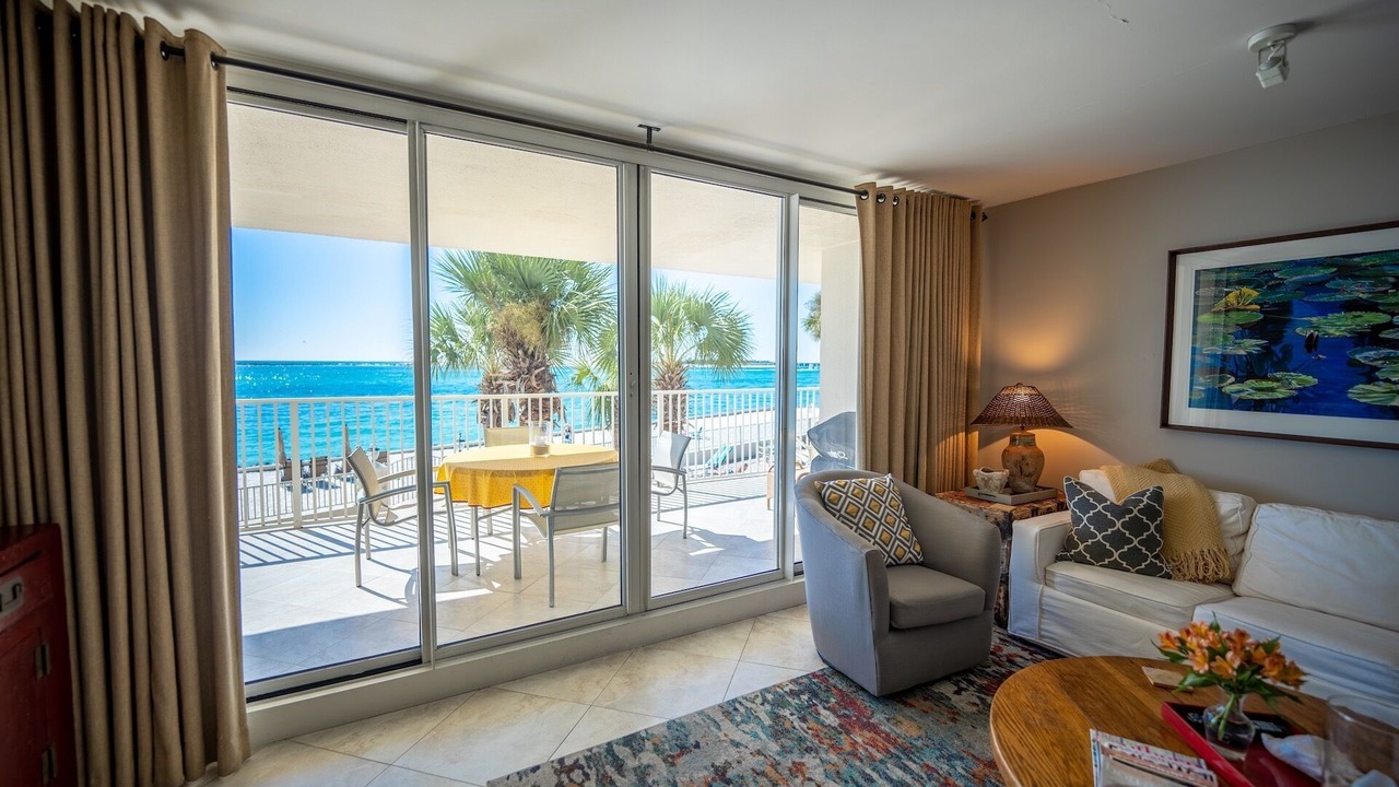 Photo of Livingroom in Holiday Isle