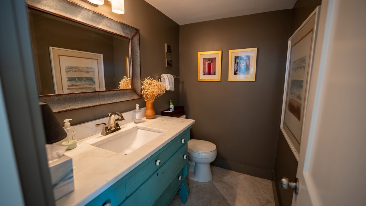 Photo of Bathroom in Holiday Isle
