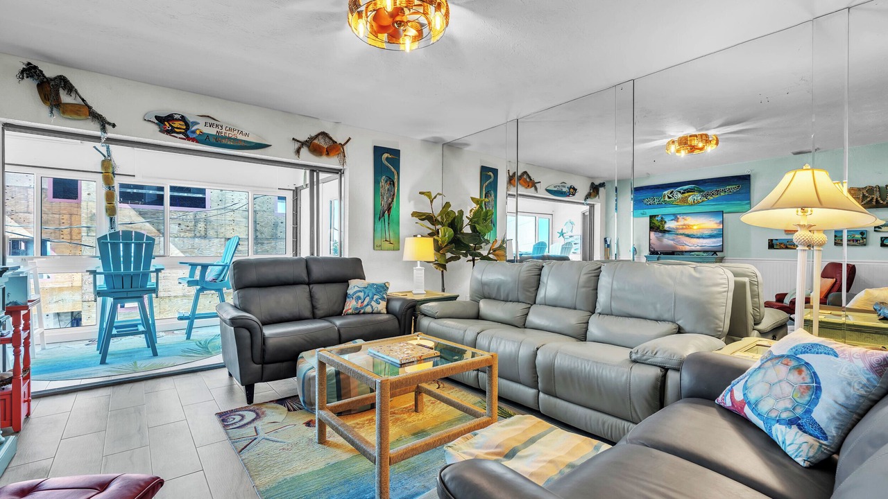 Photo of Livingroom in Holmes Beach