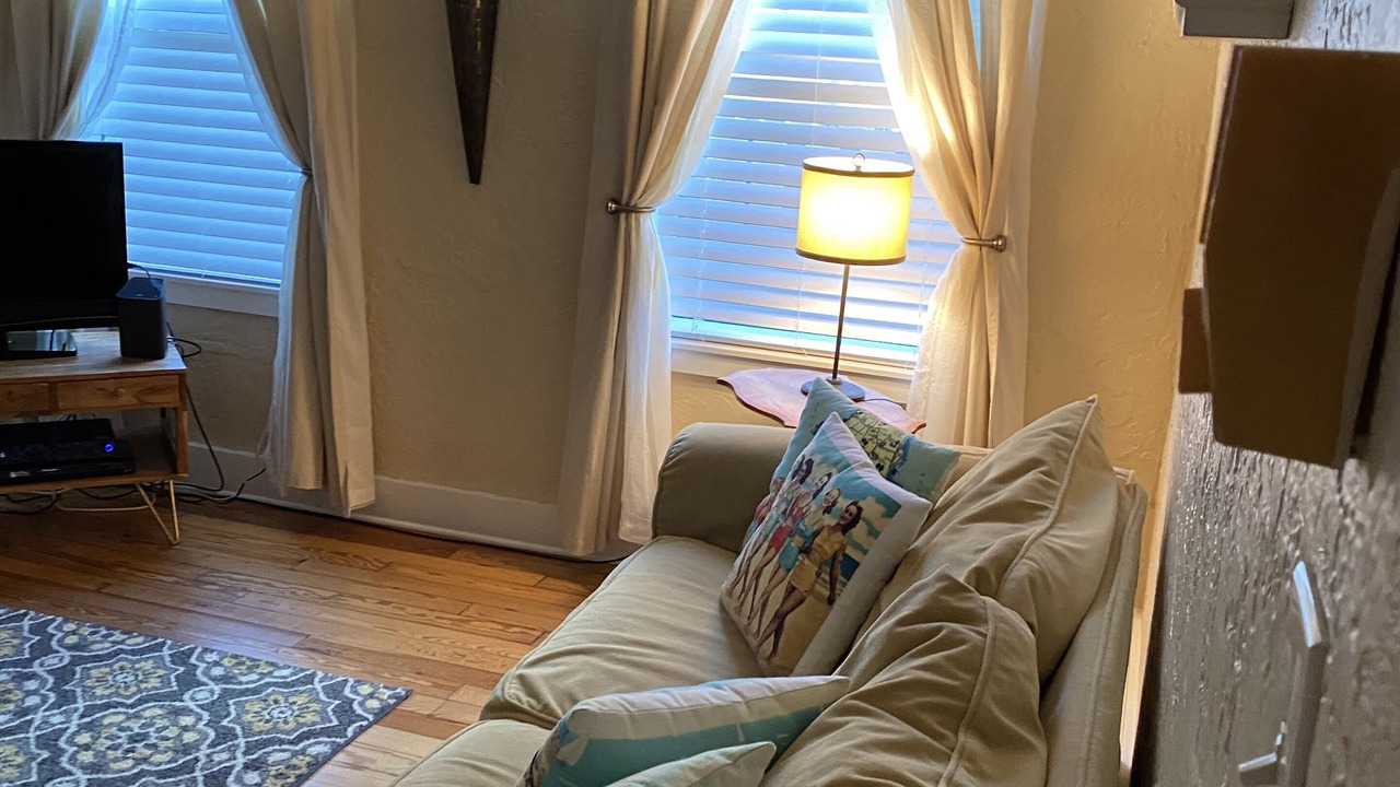 Photo of Livingroom in Del-Ida Park Historic District
