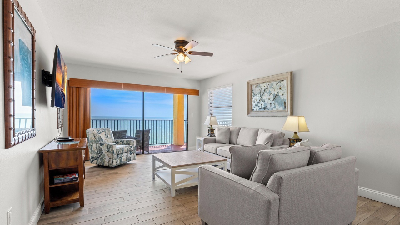 Photo of Livingroom in Madeira Beach