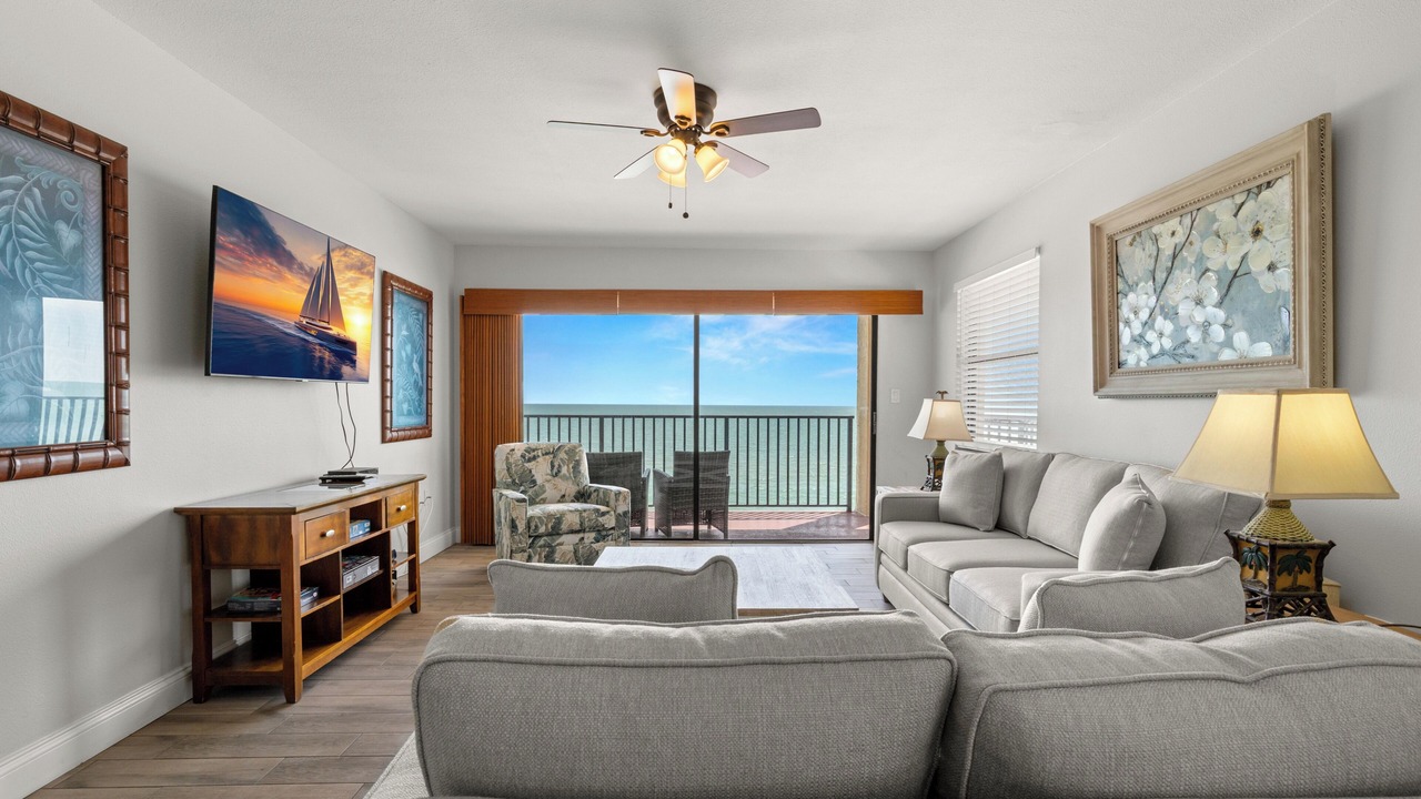 Photo of Livingroom in Madeira Beach