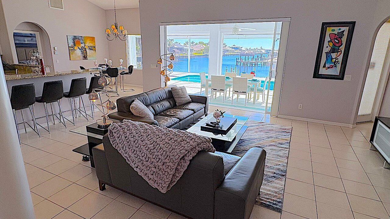 Photo of Livingroom in Pelican