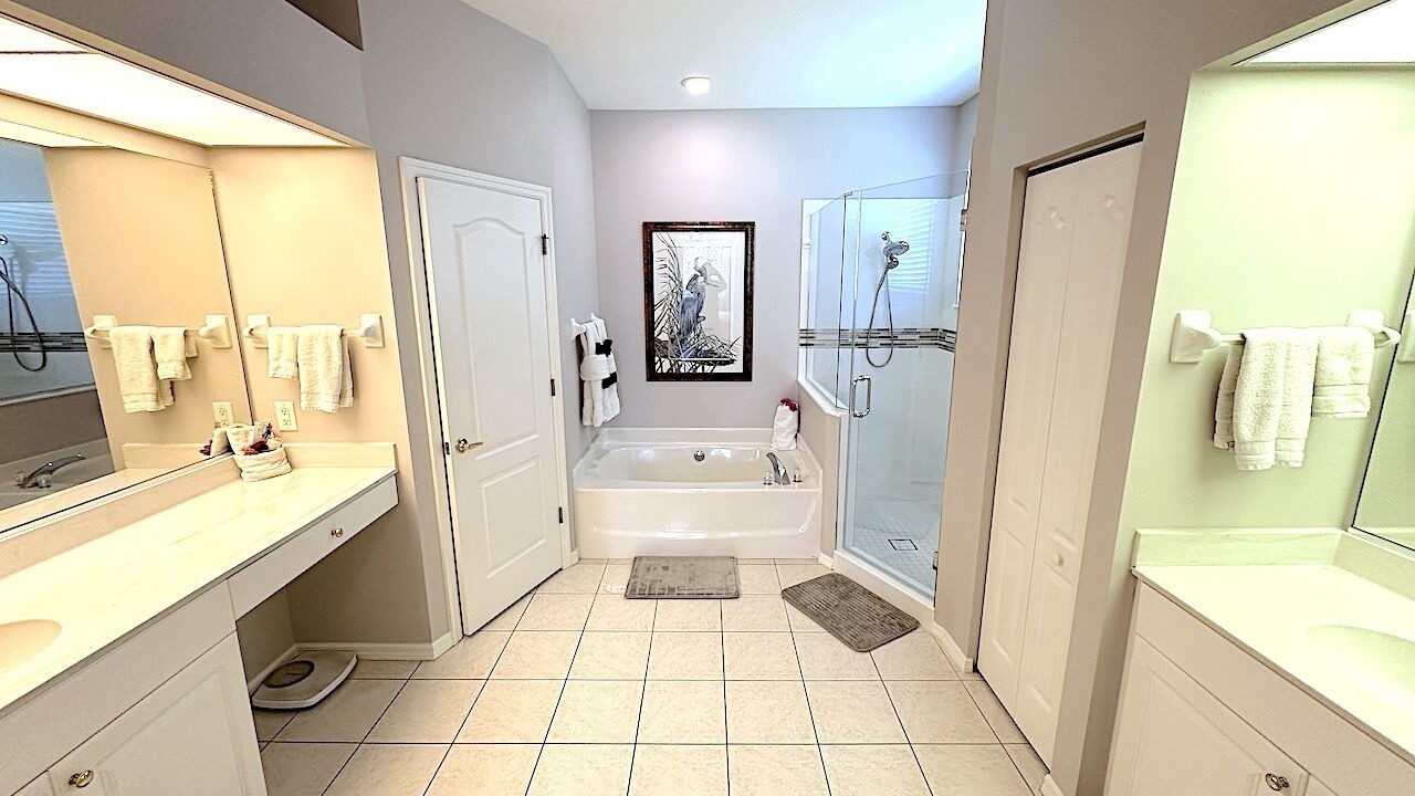 Photo of Bathroom in Pelican