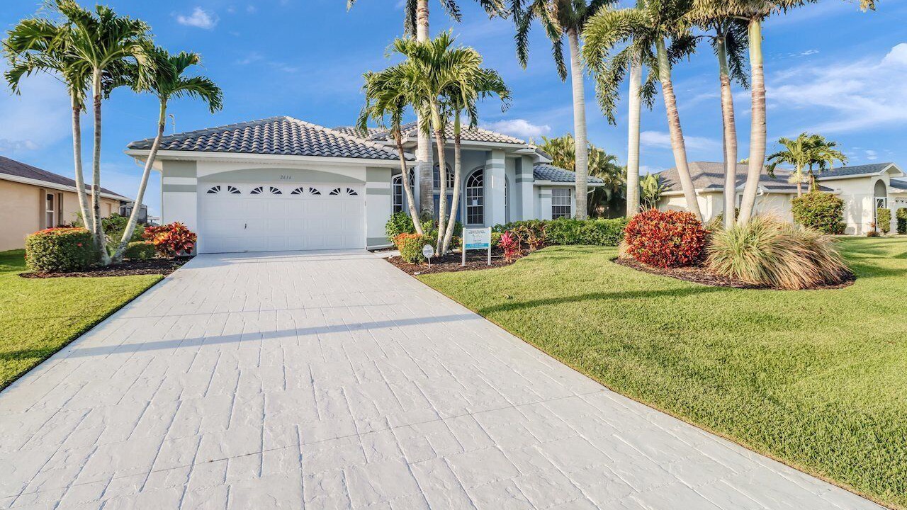 Photo of Outdoor in Pelican