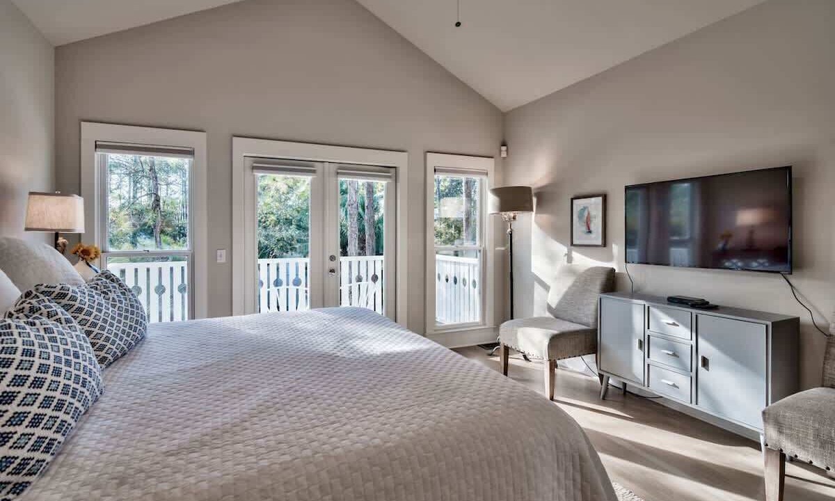 Photo of Bedroom in Seagrove Beach