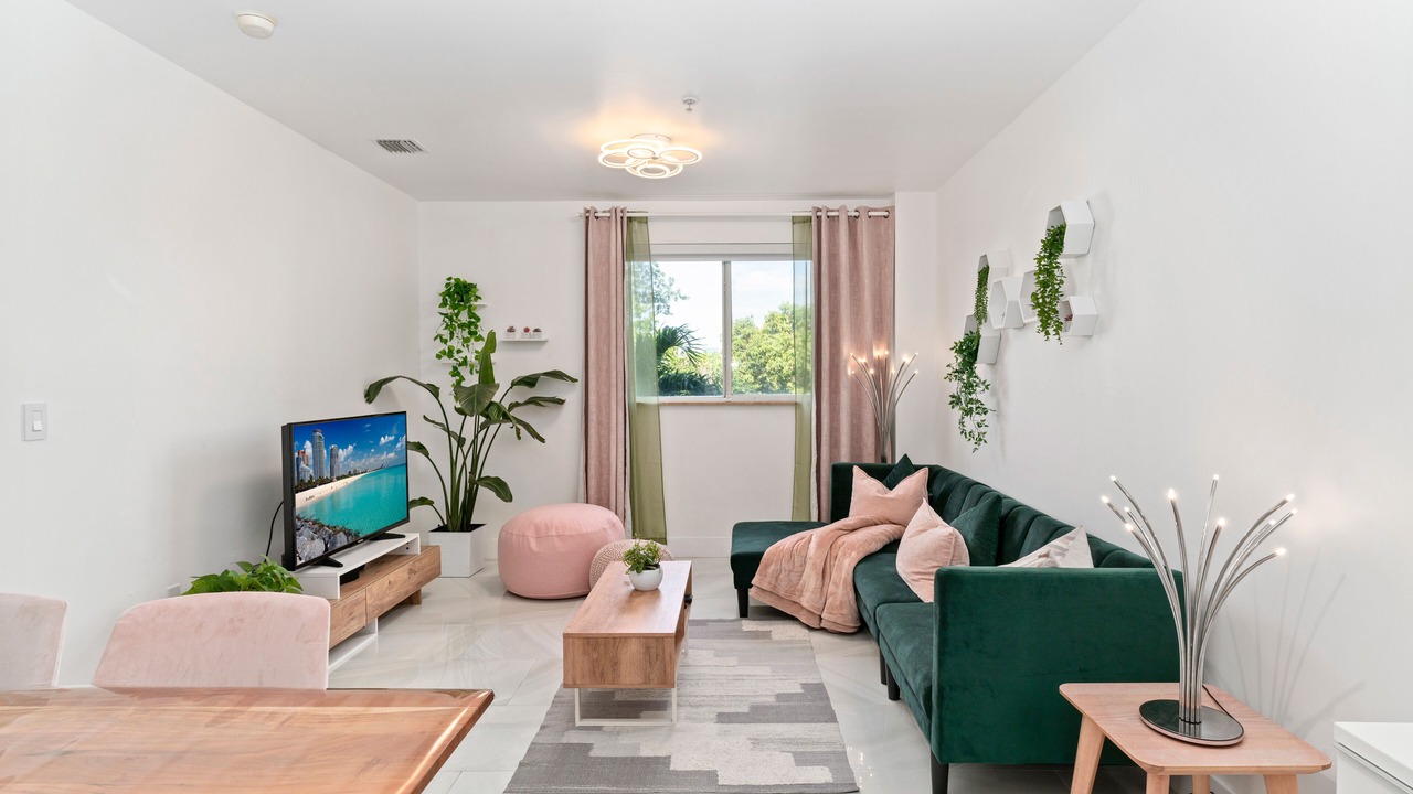 Photo of Livingroom in Coral Way