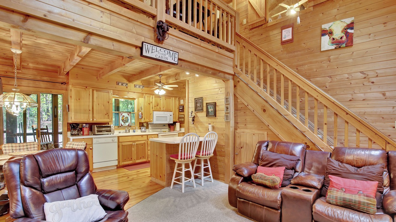Photo of Livingroom in Pine Mountain