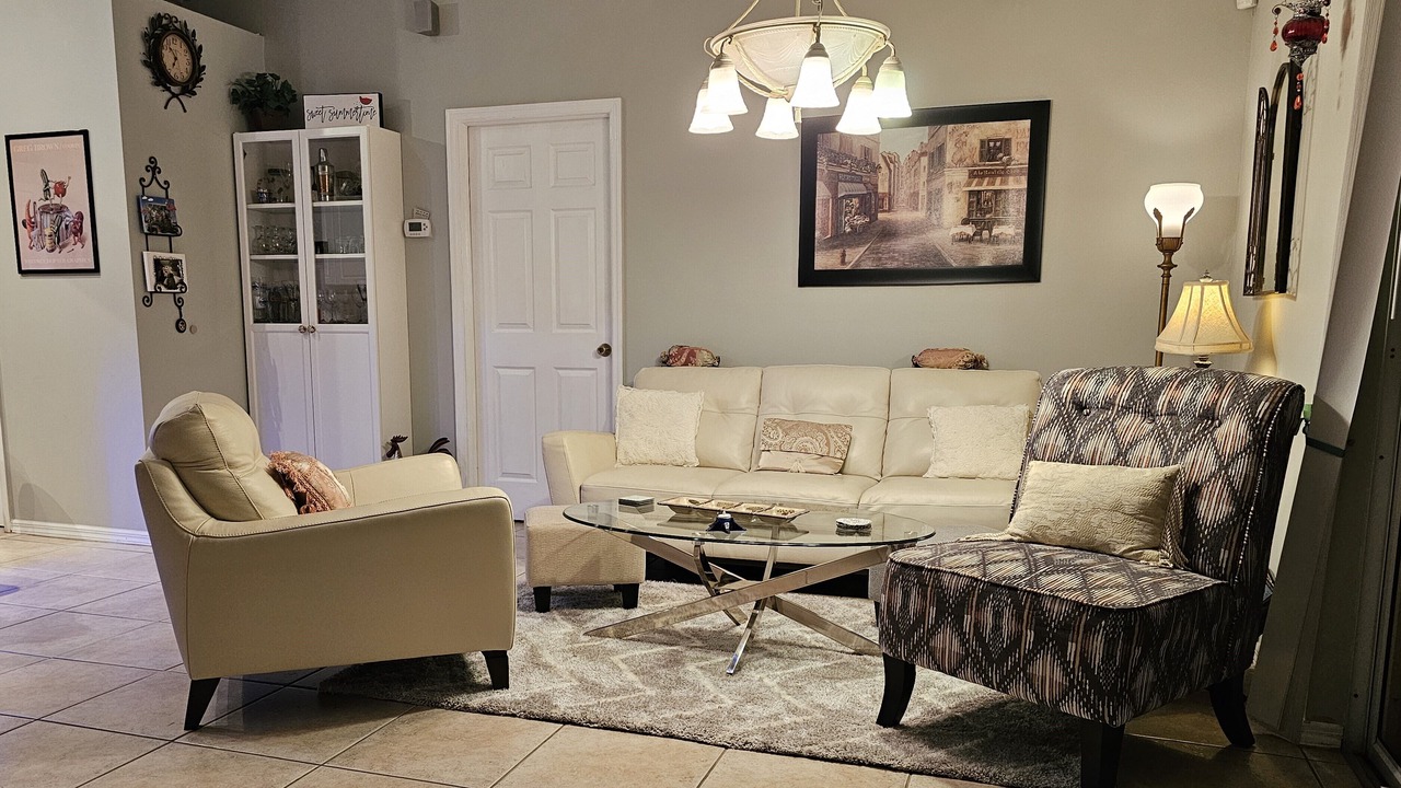 Photo of Livingroom in Cape Coral