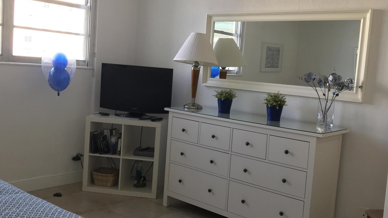 Photo of Bedroom in Hollywood South Central Beach
