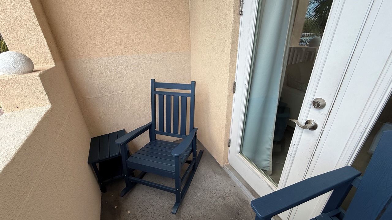 Photo of Patio Balcony in Bay Esplanade