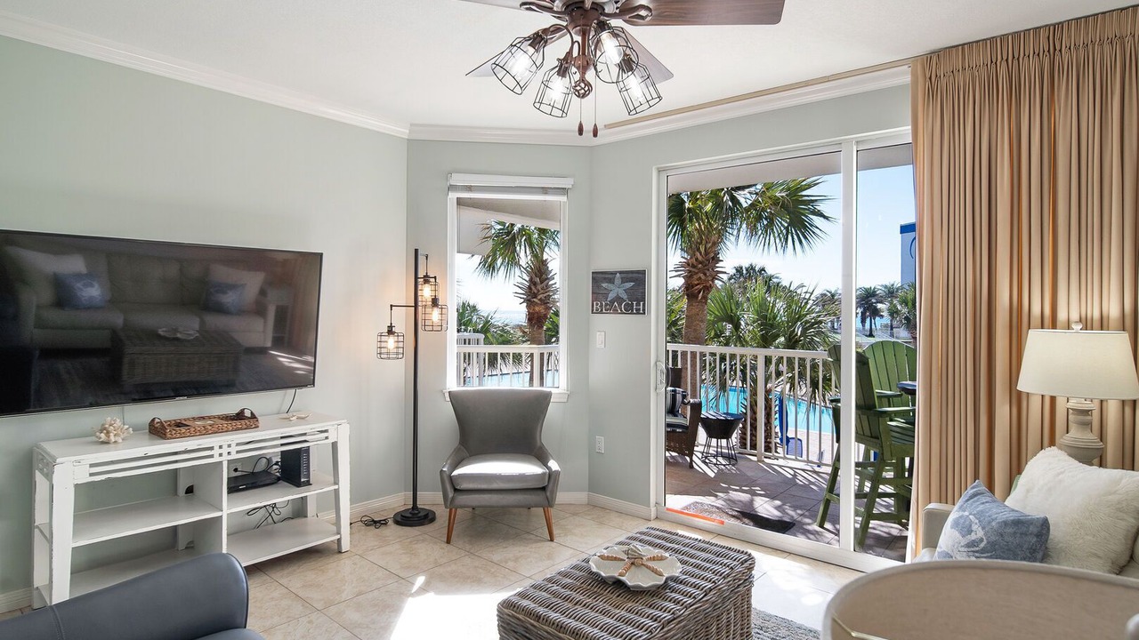 Photo of Livingroom in Fort Walton Beach
