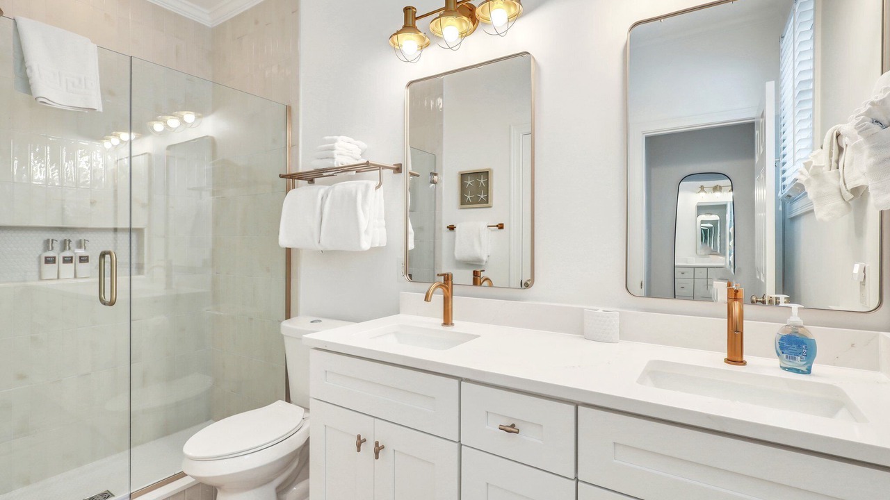 Photo of Bathroom in Saint Simons Island