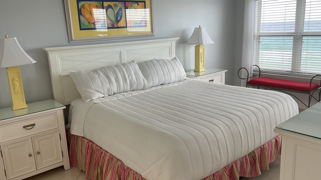 Photo of Bedroom in Crystal Beach