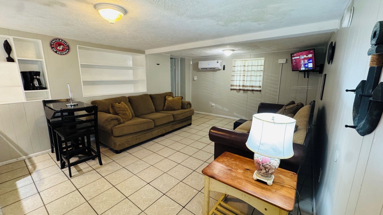 Photo of Livingroom in Bahama Beach