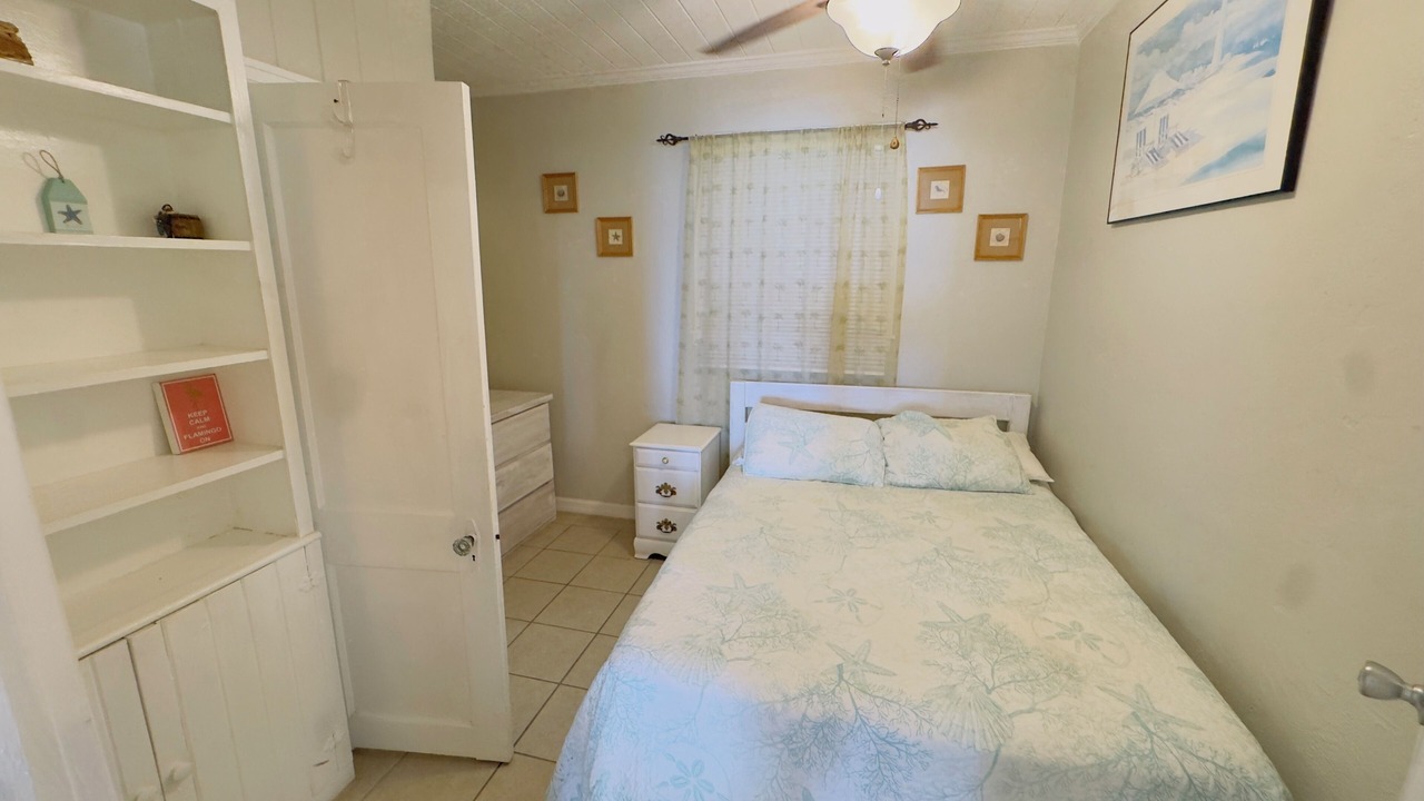 Photo of Bedroom in Bahama Beach