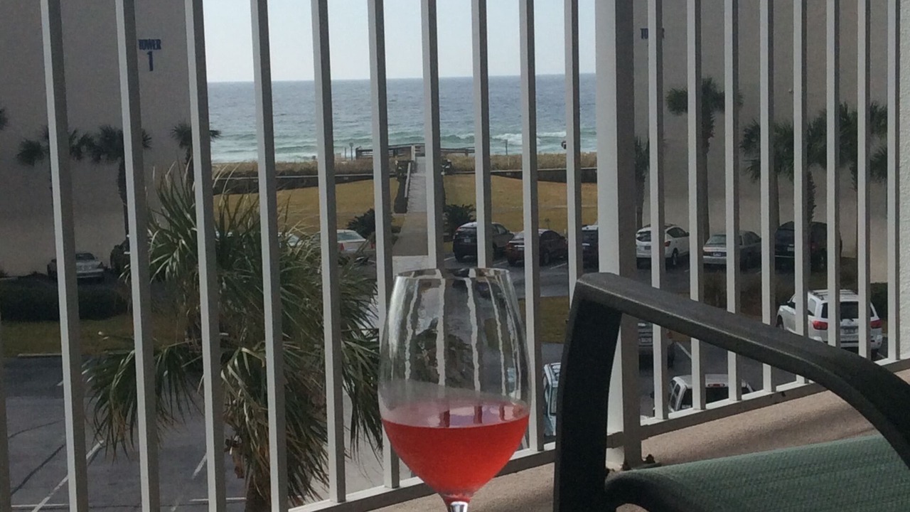 Photo of Patio Balcony in Holiday Isle