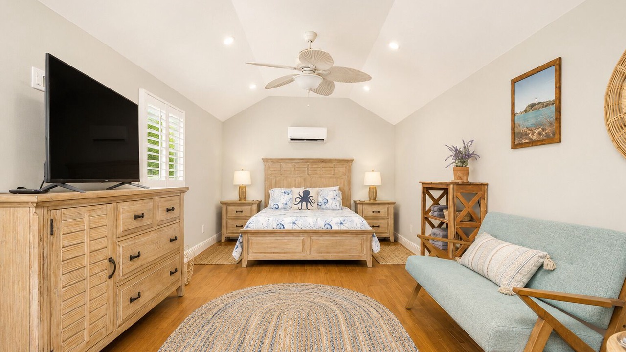 Photo of Bedroom in Jupiter Farms
