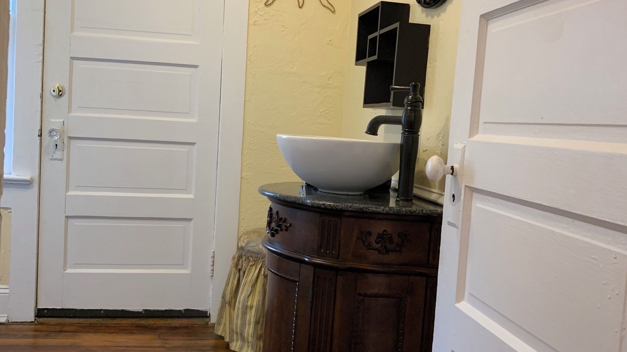 Photo of Bathroom in Historic Downtown Melbourne