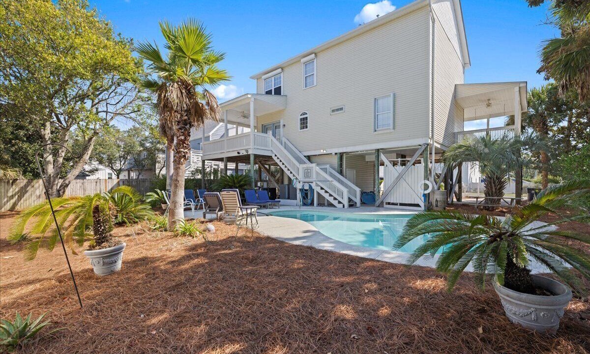 Photo of Outdoor in Gulfview Heights