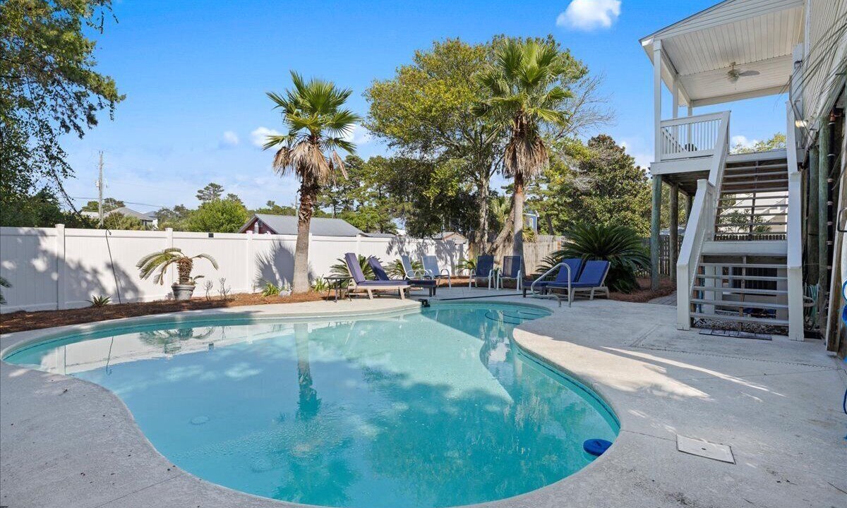 Photo of Outdoor in Gulfview Heights