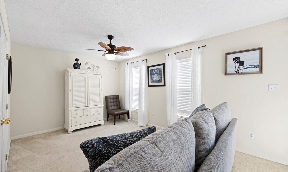 Photo of Livingroom in Gulfview Heights