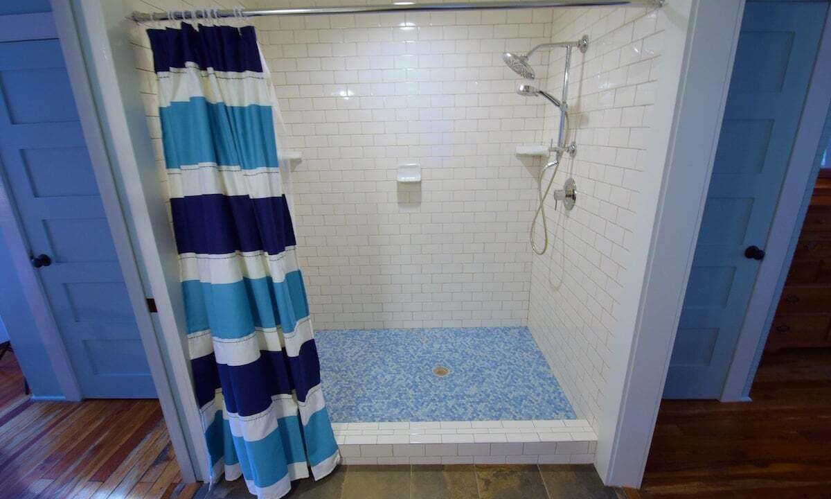 Photo of Bathroom in Saint Simons Island