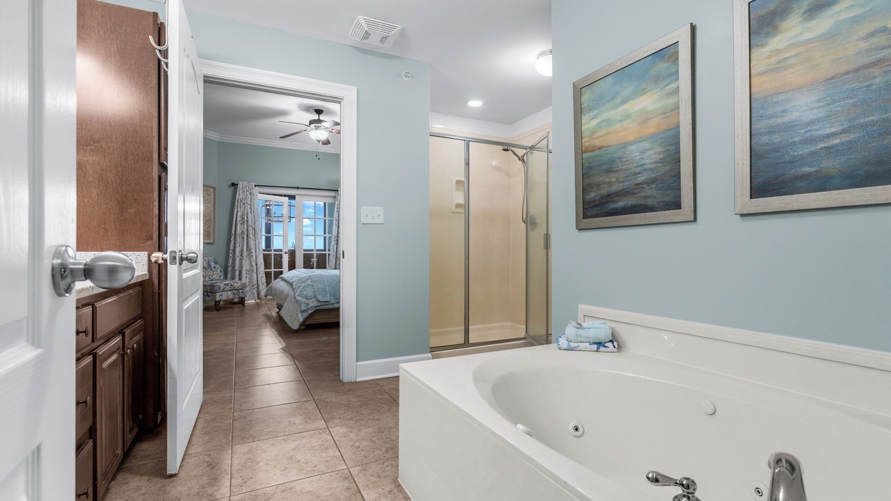 Photo of Bathroom in Orange Beach