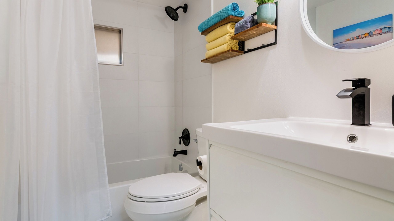 Photo of Bathroom in New Smyrna Beach