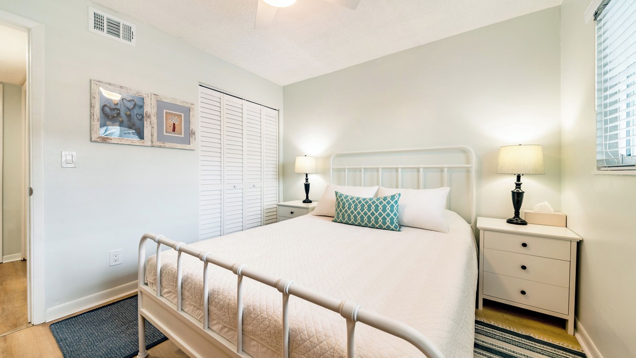 Photo of Bedroom in New Smyrna Beach