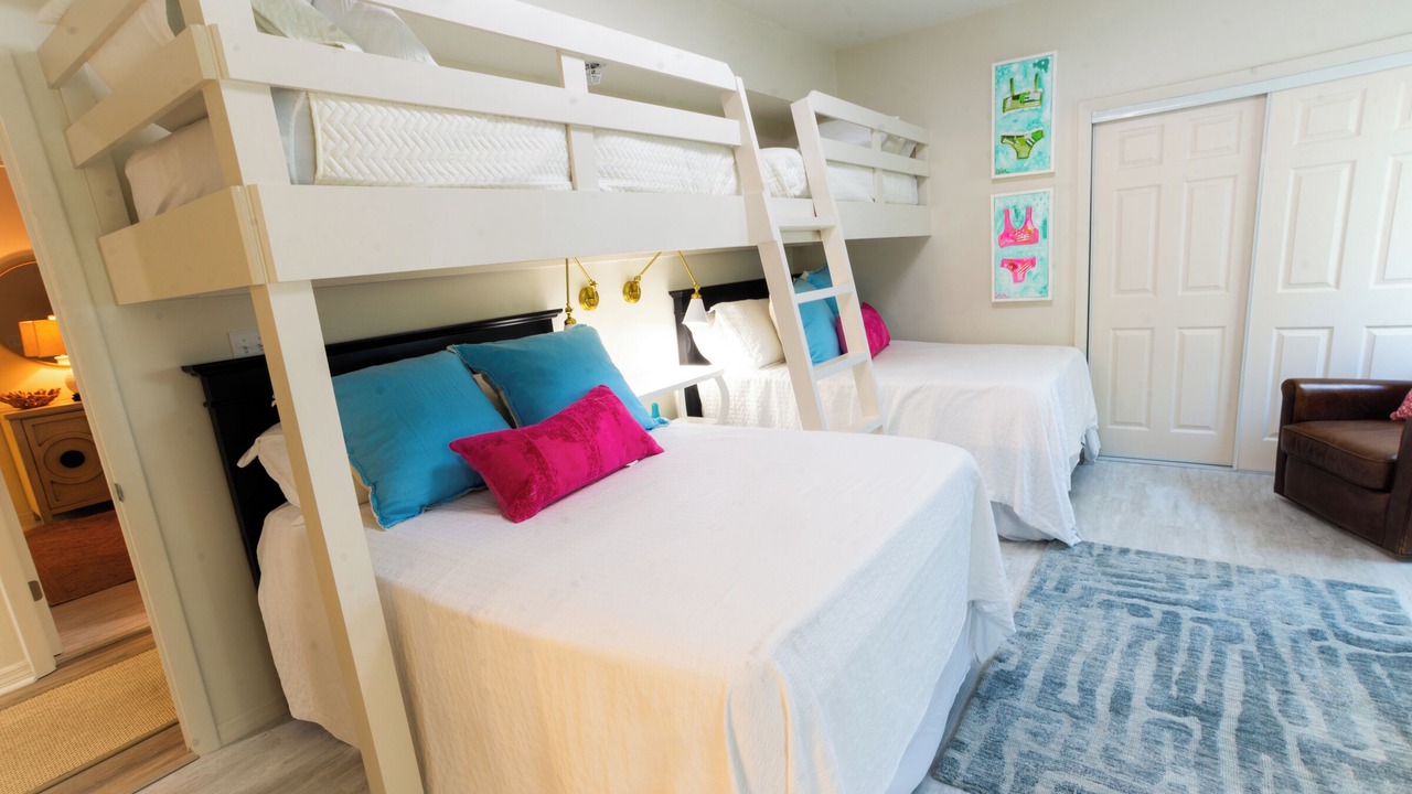 Photo of Bedroom in Seagrove Beach