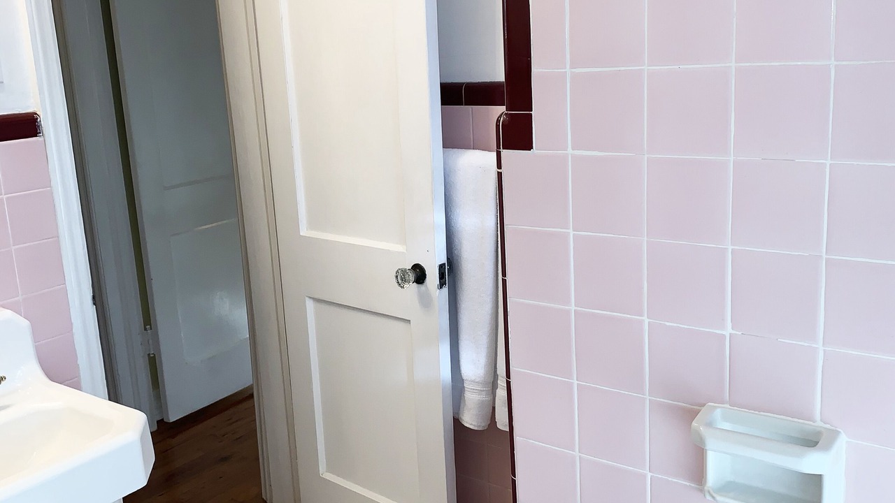 Photo of Bathroom in Historic Hyde Park North