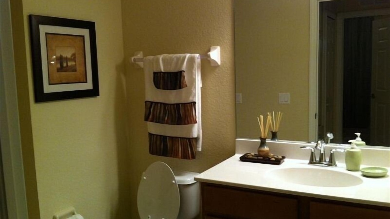 Photo of Bathroom in Naples