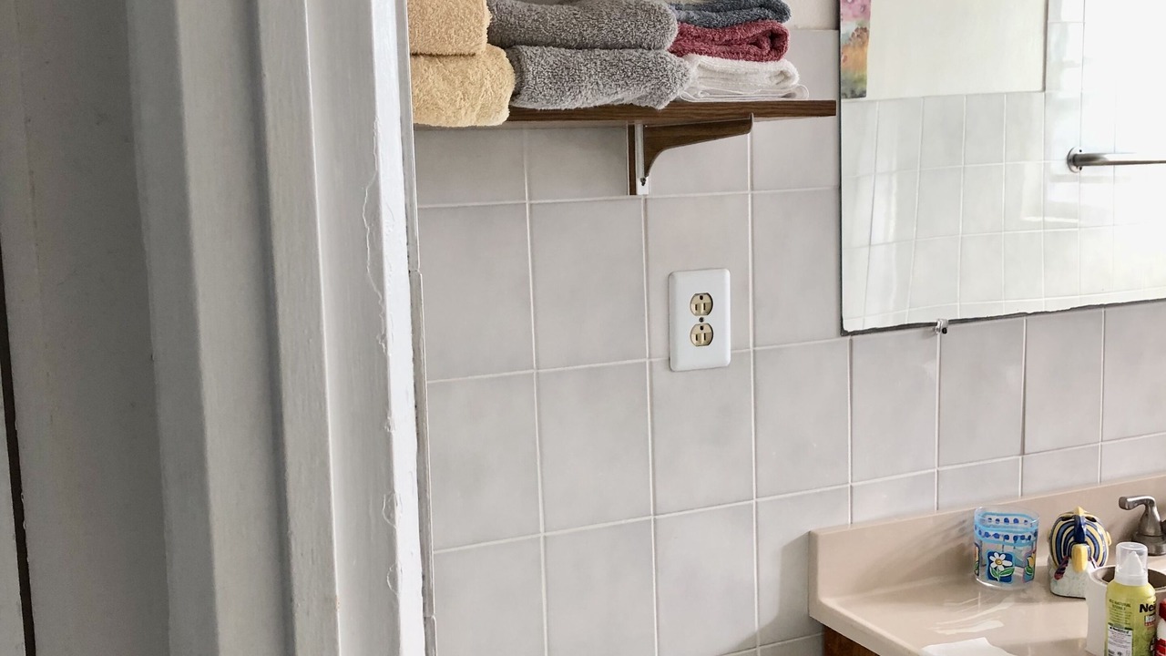 Photo of Bathroom in Bay Esplanade