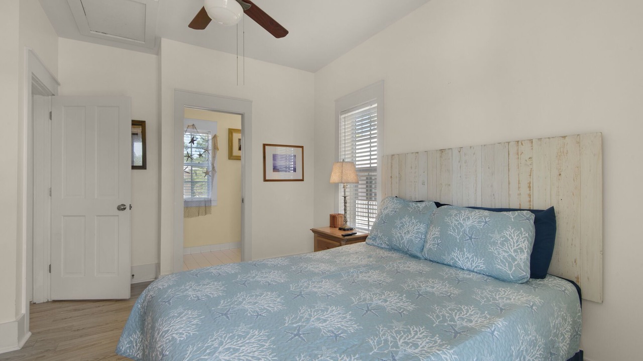 Photo of Bedroom in Seagrove Beach