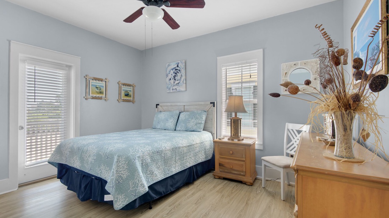 Photo of Bedroom in Seagrove Beach