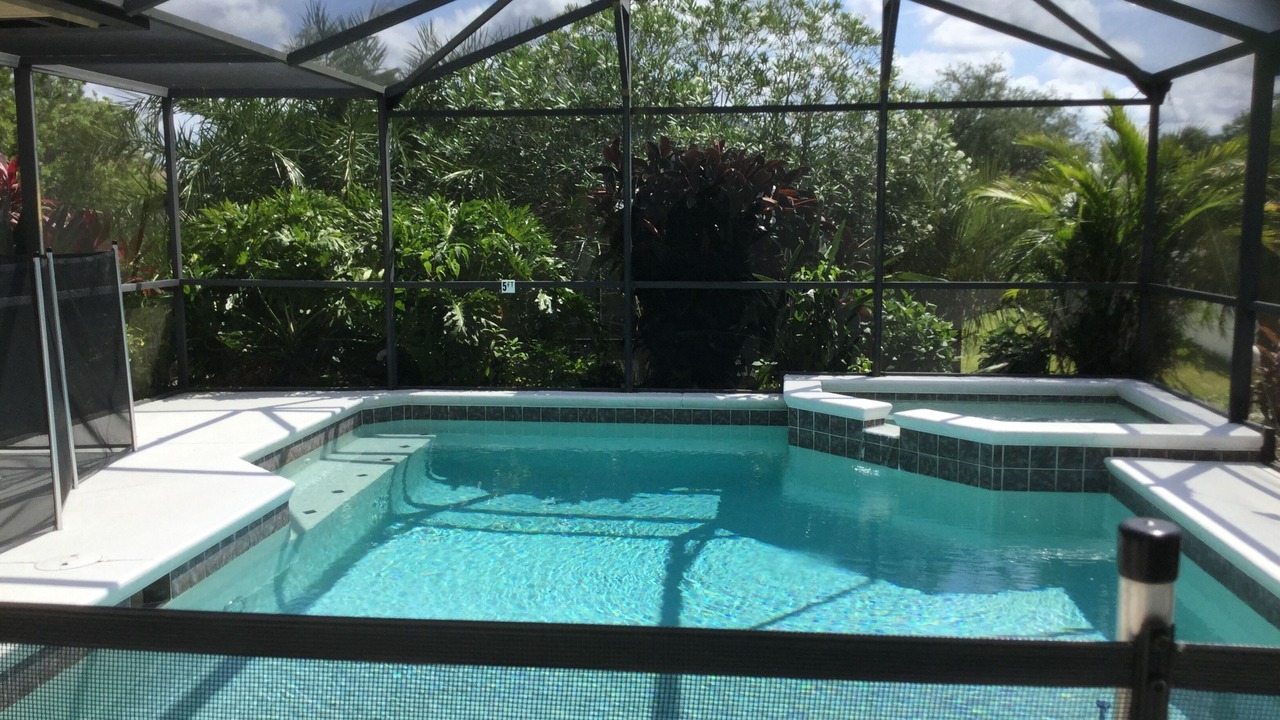 Photo of Outdoor in Orange Tree