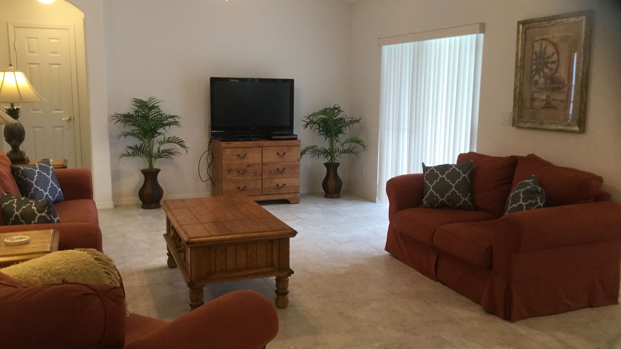 Photo of Livingroom in Orange Tree