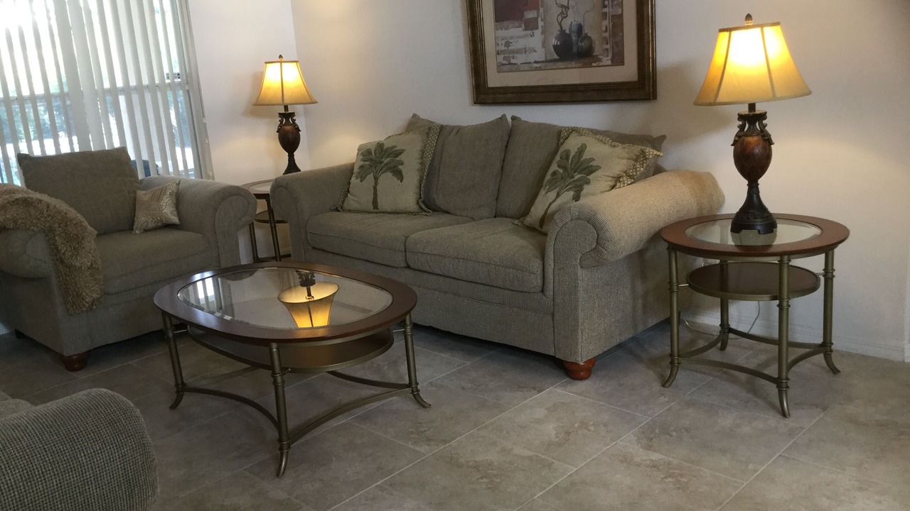 Photo of Livingroom in Orange Tree