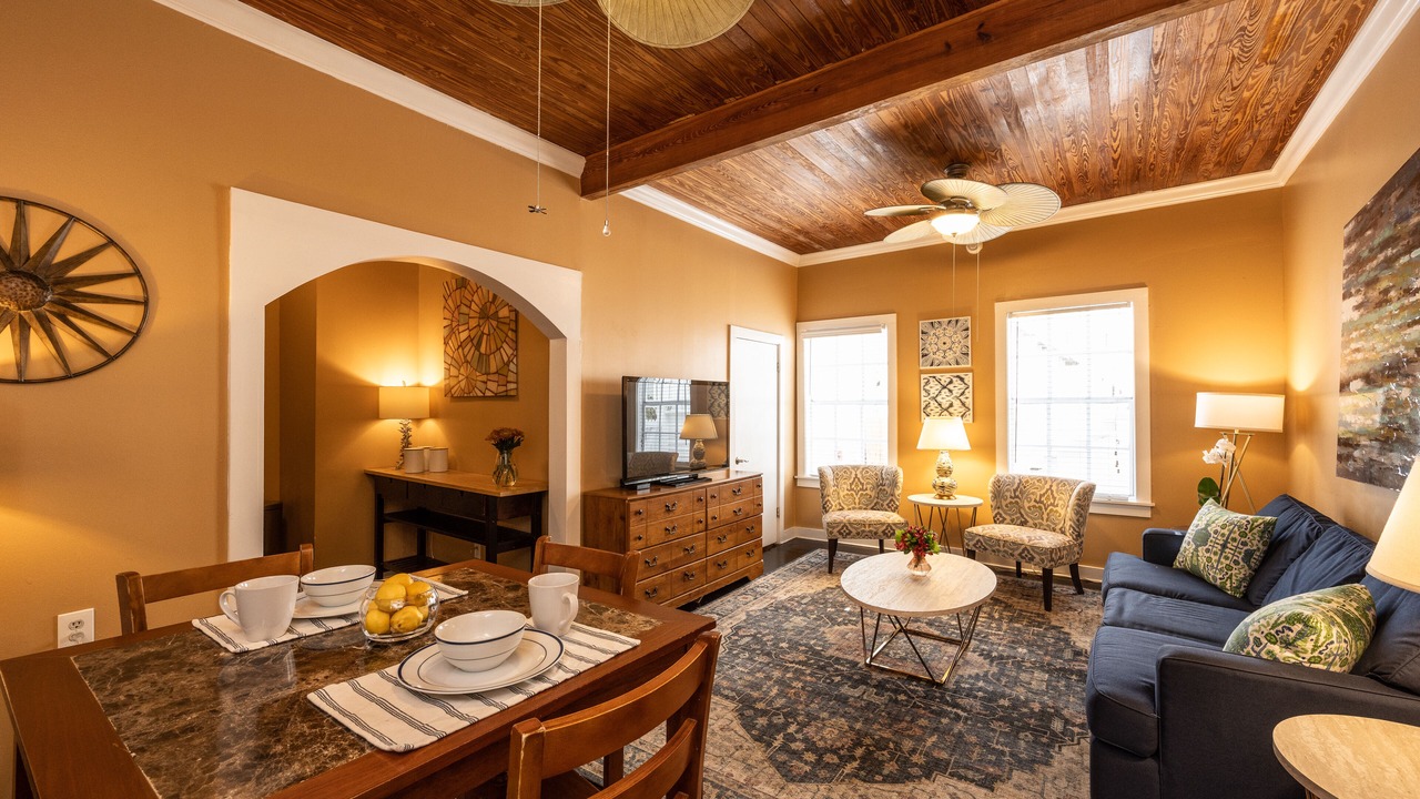 Photo of Livingroom in Historic Seaport