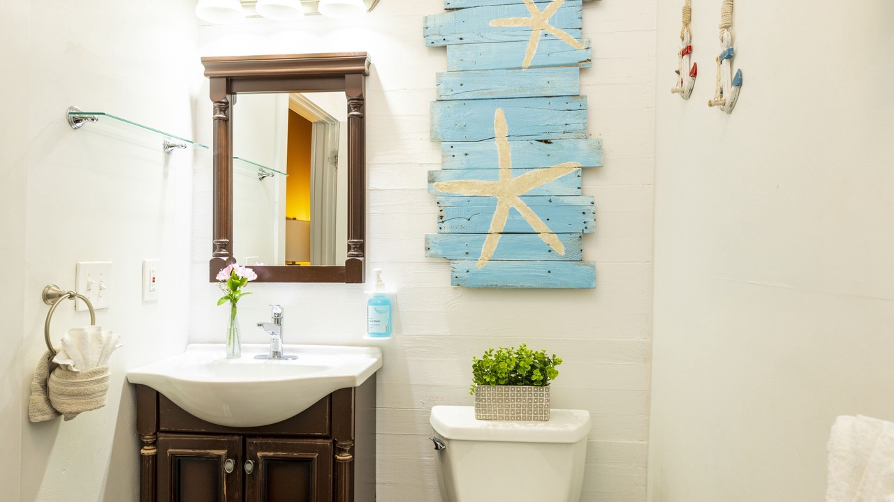 Photo of Bathroom in Historic Seaport