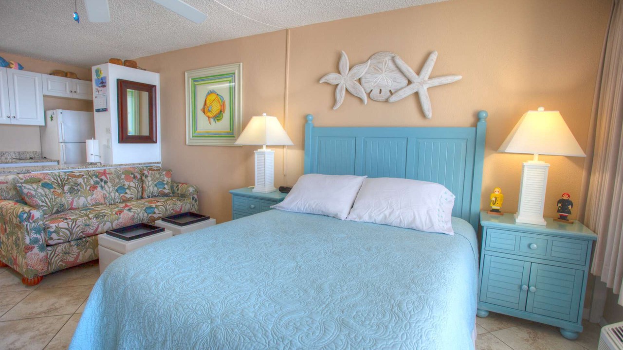 Photo of Bedroom in Treasure Island