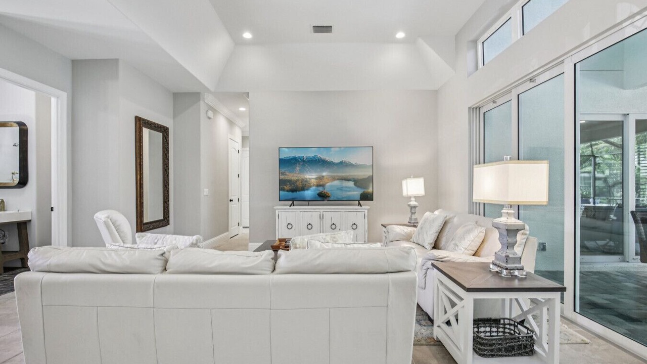 Photo of Livingroom in Saint Armands Key